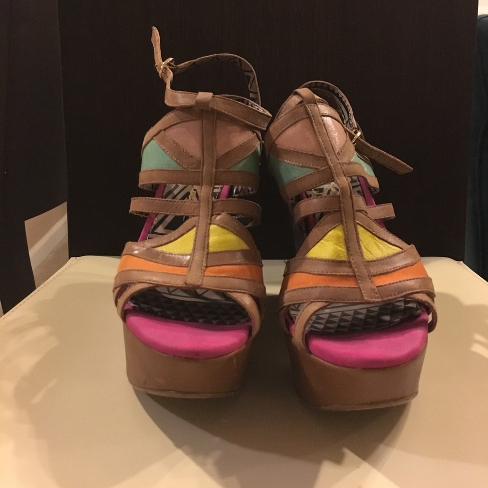 Jessica Simpson Multi Color Wedges